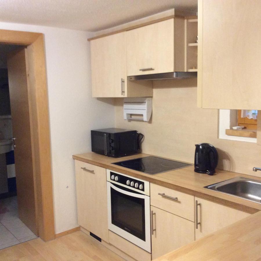Haus Hotz Apartment Ландек Екстериор снимка