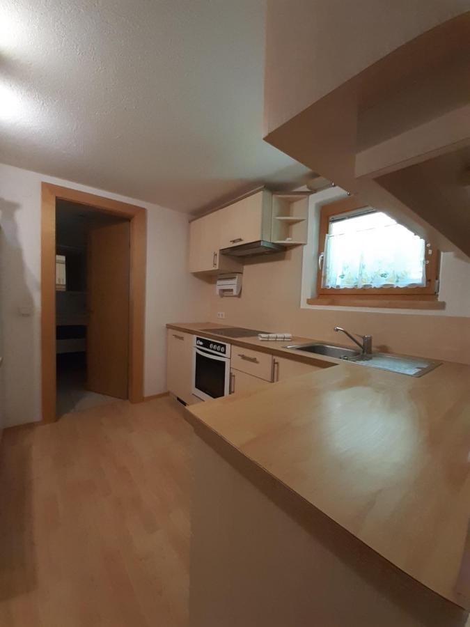 Haus Hotz Apartment Ландек Екстериор снимка